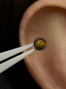 Топ "NATURAL STONE TIGER EYE"