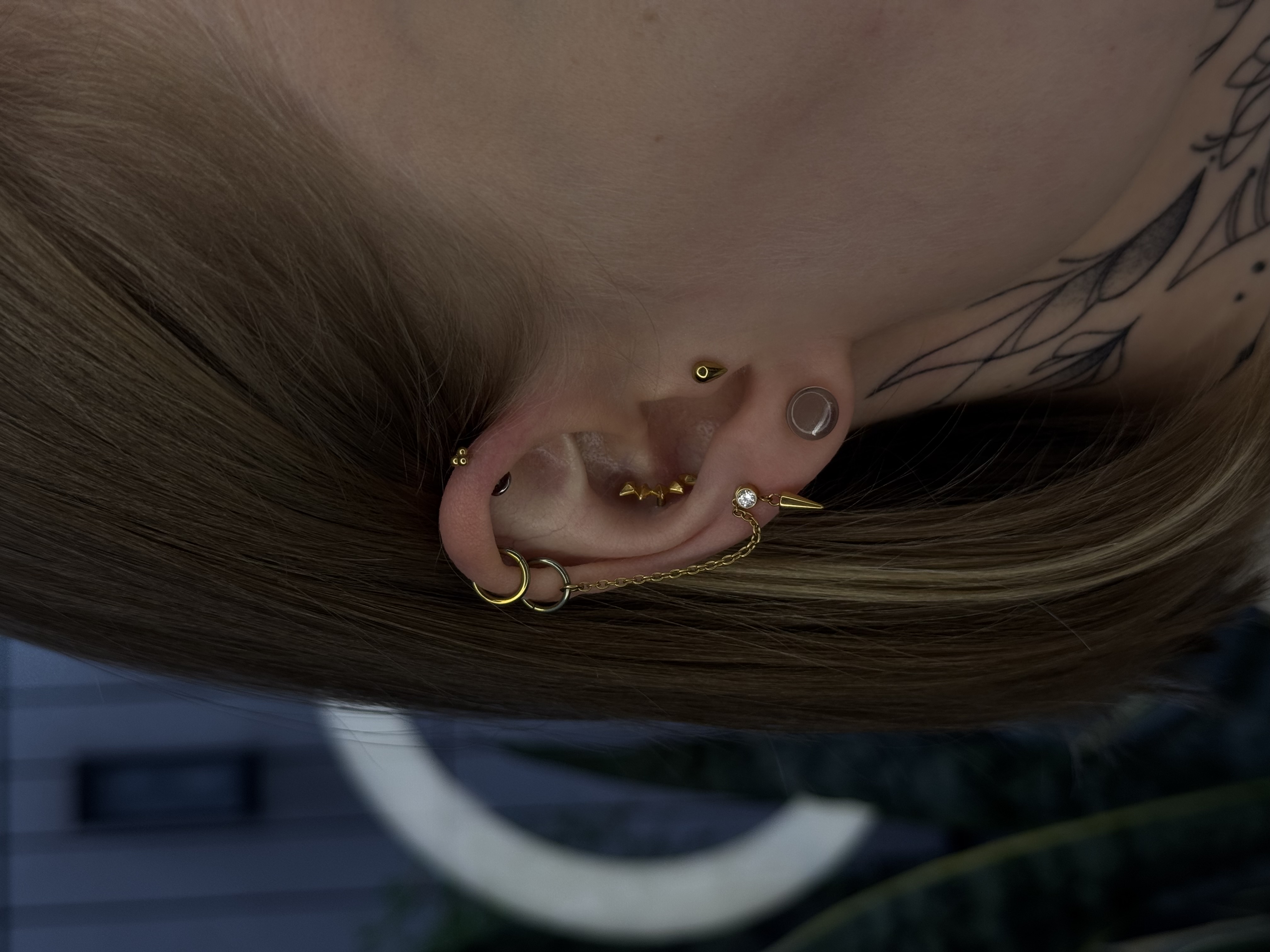 Топ "PENDANT CONE GOLD"