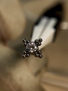 Топ "4 FOLD BEAD"